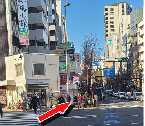 本郷三丁目駅